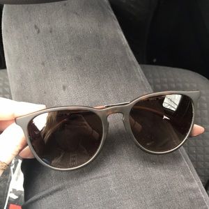 100% AUTHENTIC RAYBANS